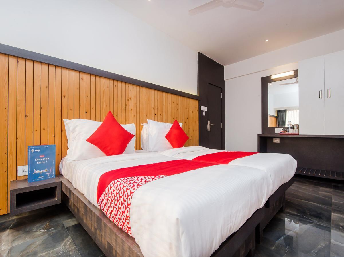 Oyo 13089 Hotel Gold Crest Navi Mumbai Extérieur photo